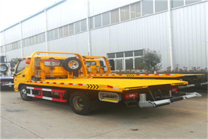 金山卫镇附近拖车救援搭电