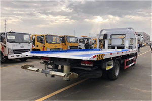 金山卫镇汽车救援补胎