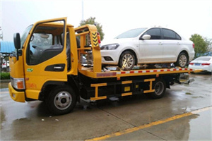 金山卫镇附近拖车救援24小时服务热线